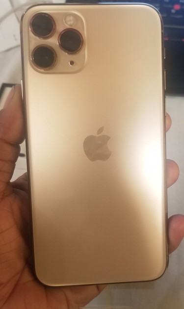 IPHONE 11 PRO 64GIG , ROSE GOLD BRAND NEW IN BOX 