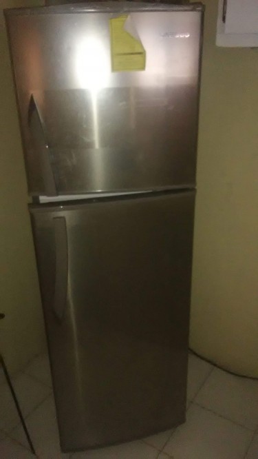 Refrigerator (Silver) 