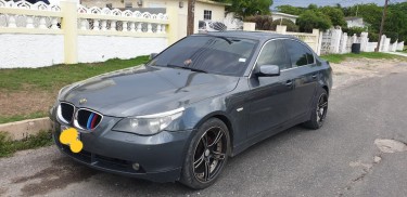 2005 BMW 525i