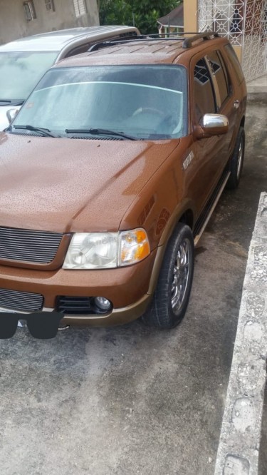 2003 Clean Ford SUV Make Me An Offer Or Trade 