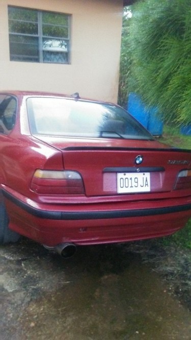 1993 BMW 325is