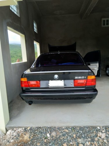 1993 BMW 520i E34