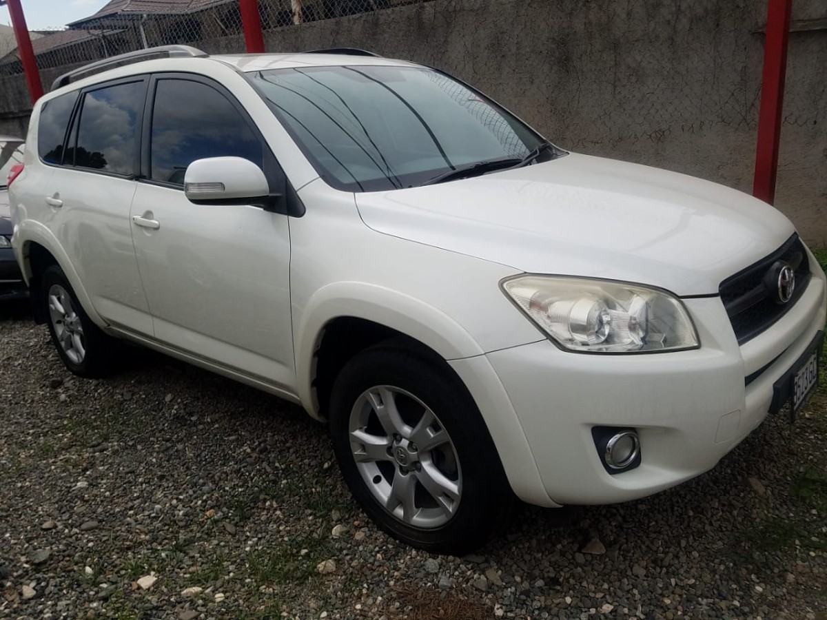 Toyota rav 2012