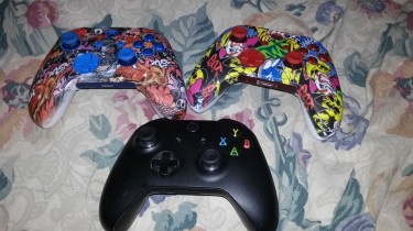 PS4/XBOX ONE CONTROLLERS