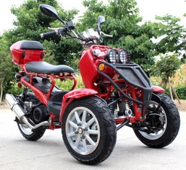For Sale 50cc Three-Wheel Ruckus Style Trike Scoot