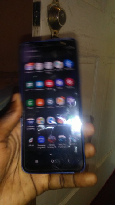 Samsung Galaxy J8 
