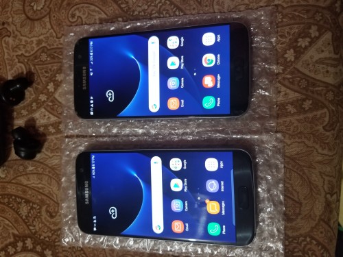 2 Samsung Galaxy S7 For Sale