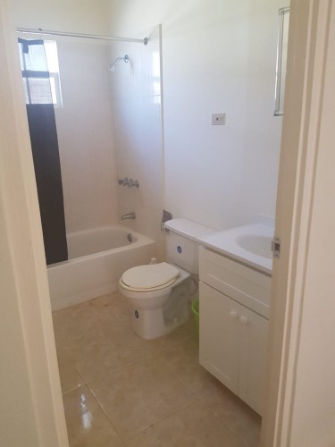 2 BEDROOM 2 BATHROOM FOR RENT IN GATED COMMUNITY