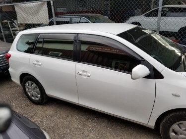 2012 TOYOTA FIELDER 