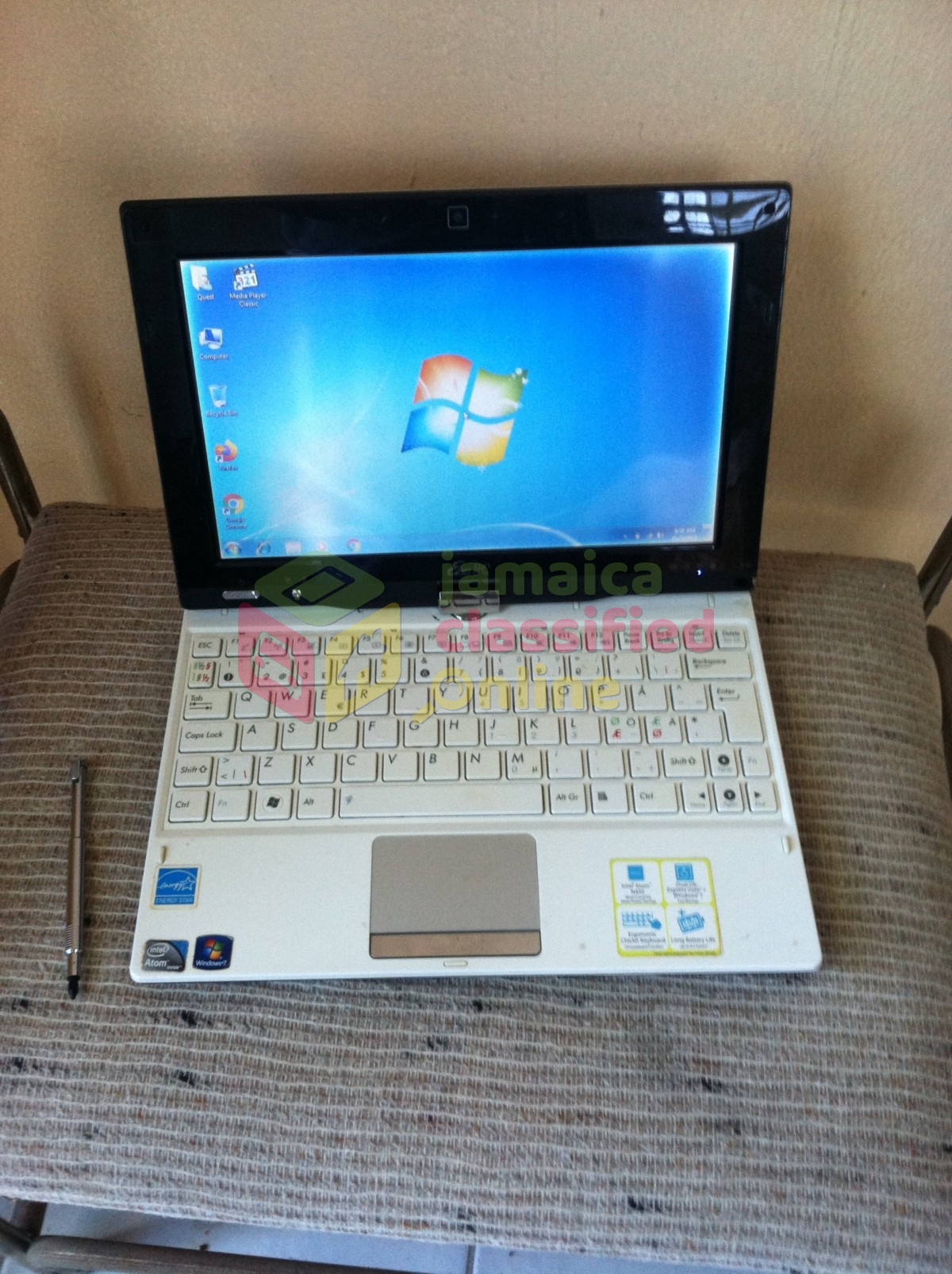 Asus T101MT 10 Inch Touch Screen Laptop Netbook for sale in Ligunea 