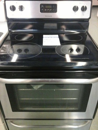 New Stainless Steel Frigidaire Electric Range