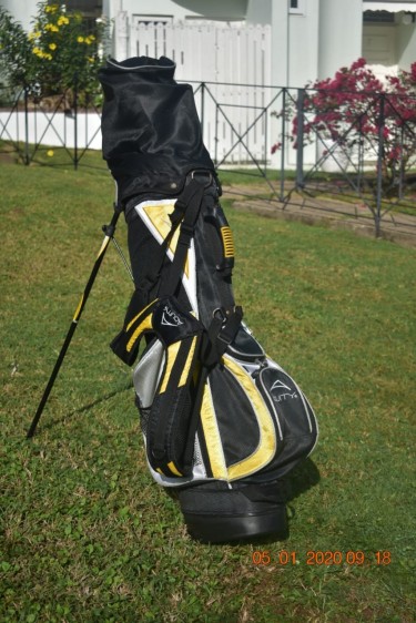 Acuity TurboMax Golf Club Set With Bag And Balls
