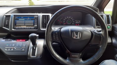 2010 Honda Stepwagon Spada