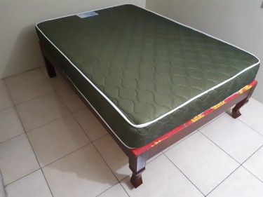 (NEW) Firm Full/Double Mattress & Bed Base 