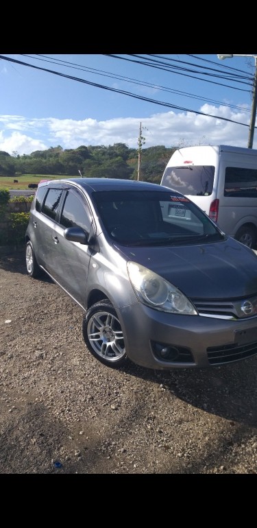2011 Nissan Note G