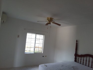 1 Bedroom And Bathroom Apartment With Kitchen And