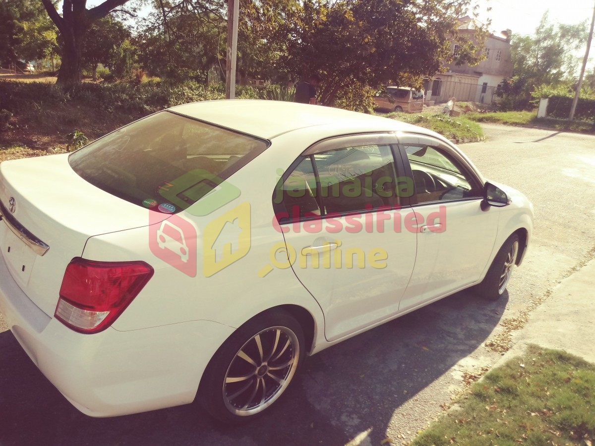 For Sale: 2014 Toyota AXIO - Portmore