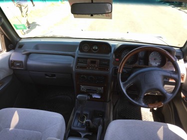 1999 Mitsubishi Pajero