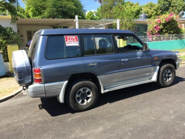 1999 Mitsubishi Pajero