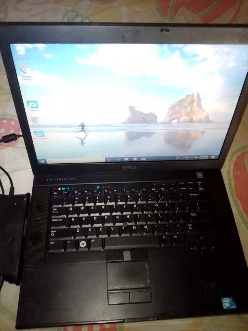 Dell Laptop For Sale Fully Working Wid Camra 17k