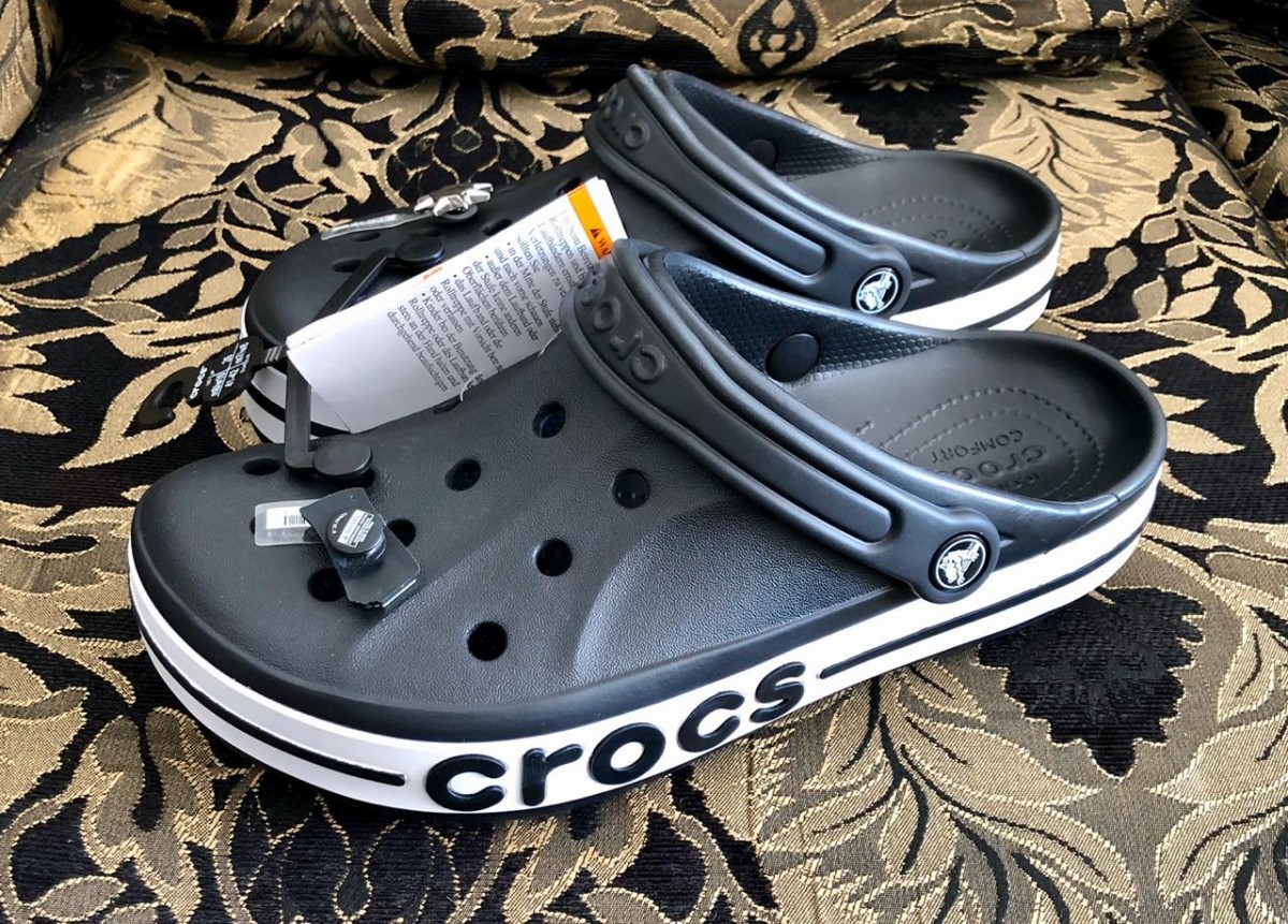 crocs size 10