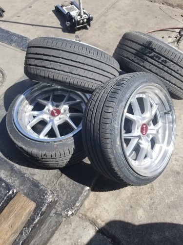 Car Rim Tyre