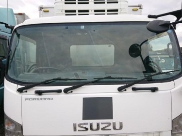 ISUZU ELF TRUCK 2012 WHITE