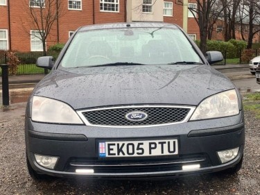 Ford Mondeo 2005 (05 Reg) 2.5 Ghia X 4dr