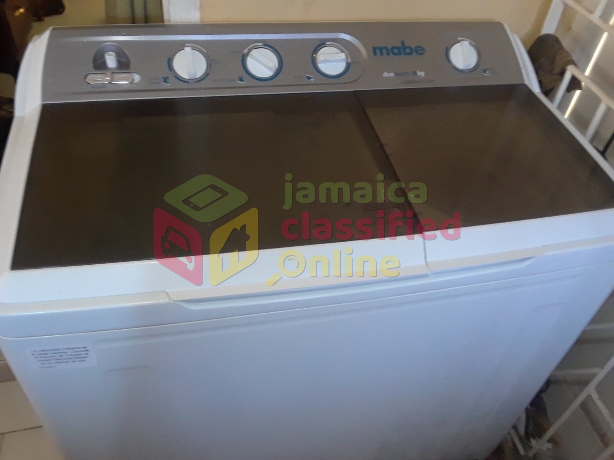 18kg Mabe Twin Tub Washing Machine for sale in HalfWay Tree Kingston St Andrew Appliances