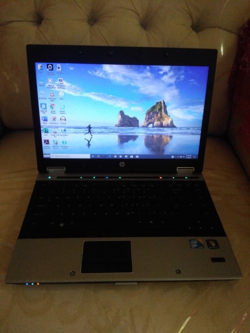 HP LAPTOPS Like New With Charger