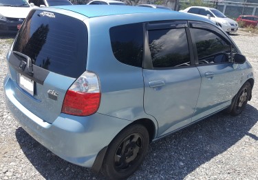 2006 Honda Fit