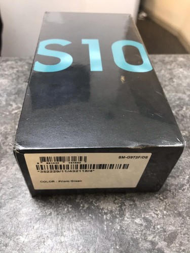 Samsung S10  ( Brand New Factory Sealed 128 GB )