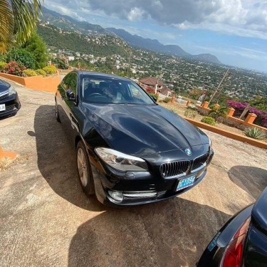 2012 BMW 528i Luxury Edition Fully Loaded