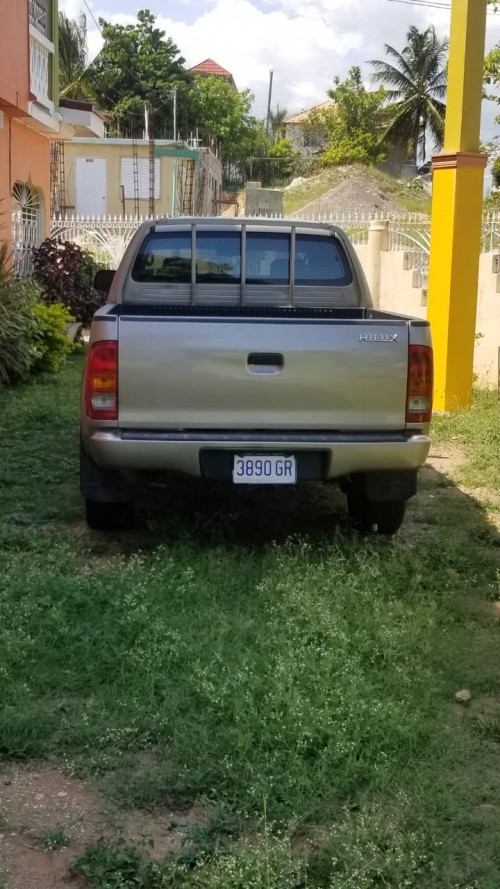 Toyota Hilux Pick-up Year 2009