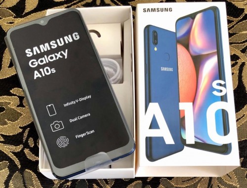 BRAND NEW IN BOX Samsung Galaxy A10s<br />
(Unlocked )Pr