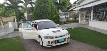 Mitsubishi Evolution Rs