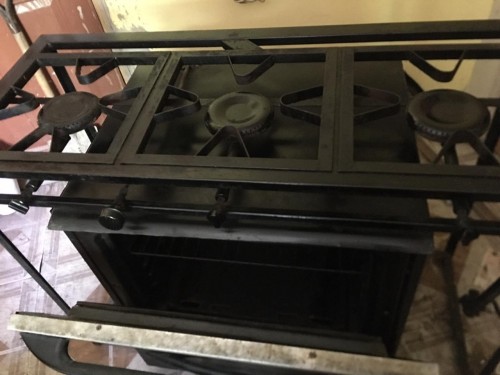 3 Burner Gas Stove Far Restaurant With Oven