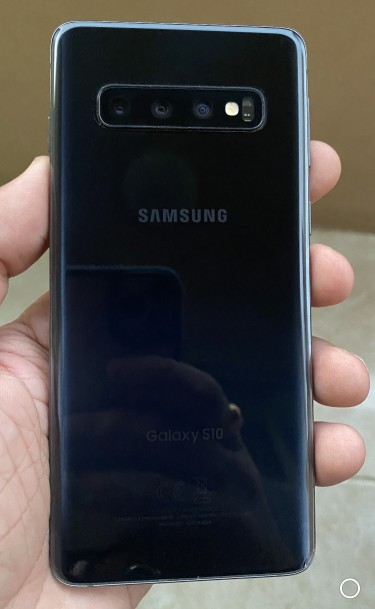 Samsung Galaxy S10 Like New Condition(Barely Used)