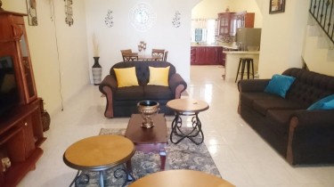 2 Bedrooms 3 Baths Apartment Red Hills, St. Andrew