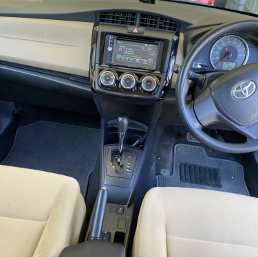 2014 Toyota Axio 