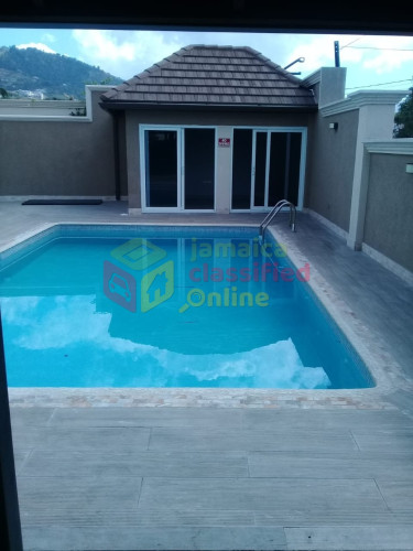 3 Bedroom Pent House With Pool