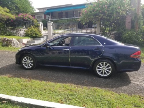 2010 Toyota Crown Royal Saloon Newly Imported
