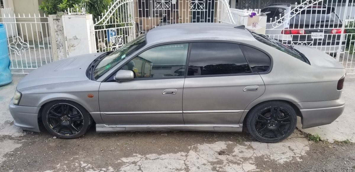 Subaru legacy b4 2002