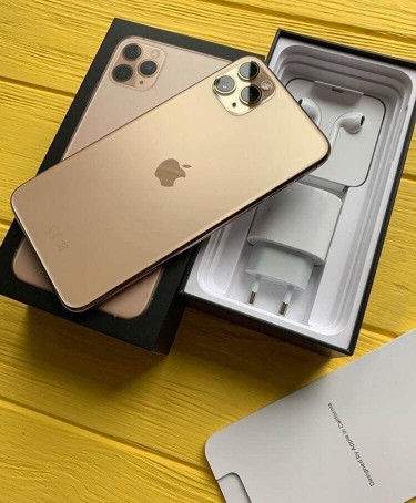 NEW Apple IPhone 11 Pro Max 512GB - Midnight Green for sale in United State St Catherine - Phones