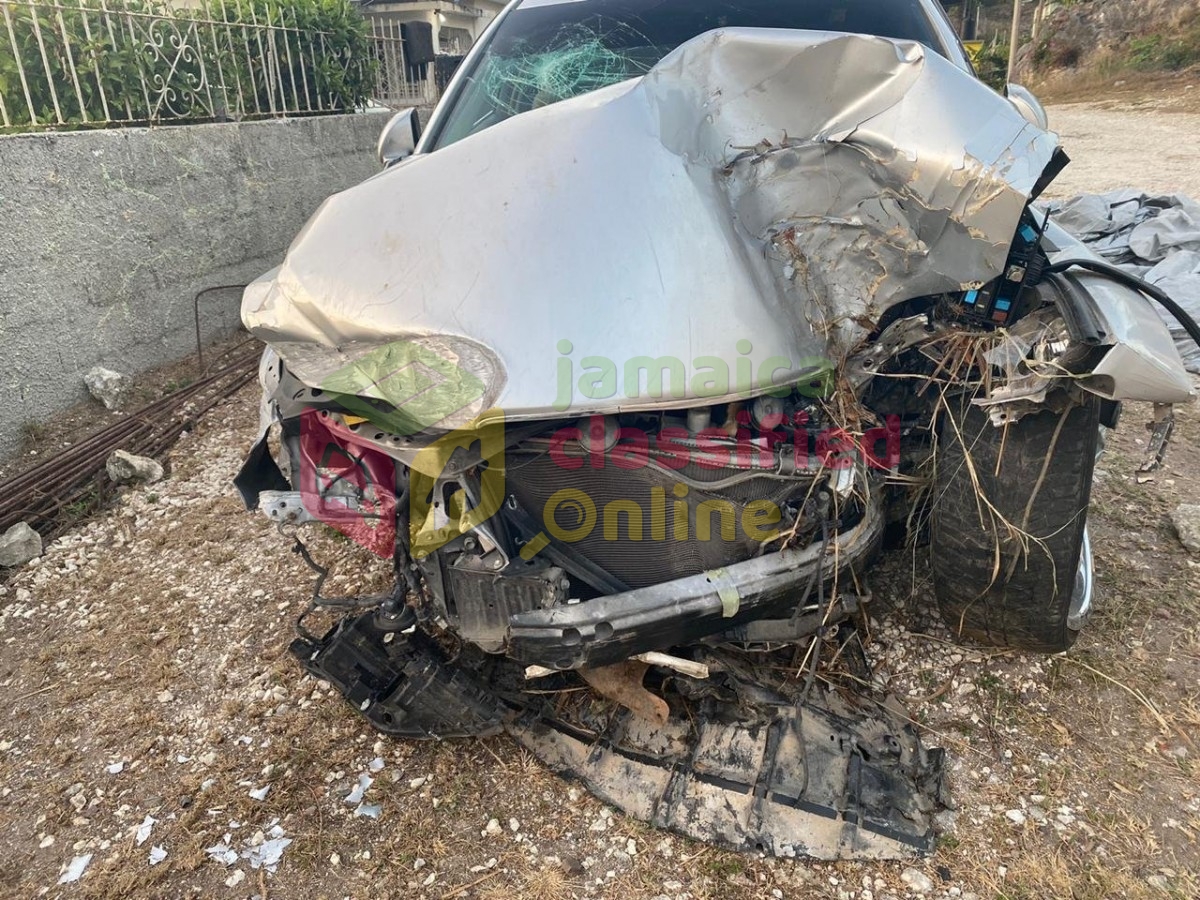 Accident Damaged MarkX Newshape Car For Sale - SAVEMARI