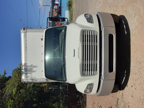 2006 Freightliner Box Truck