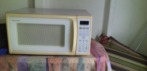 Microwave 220 Watt