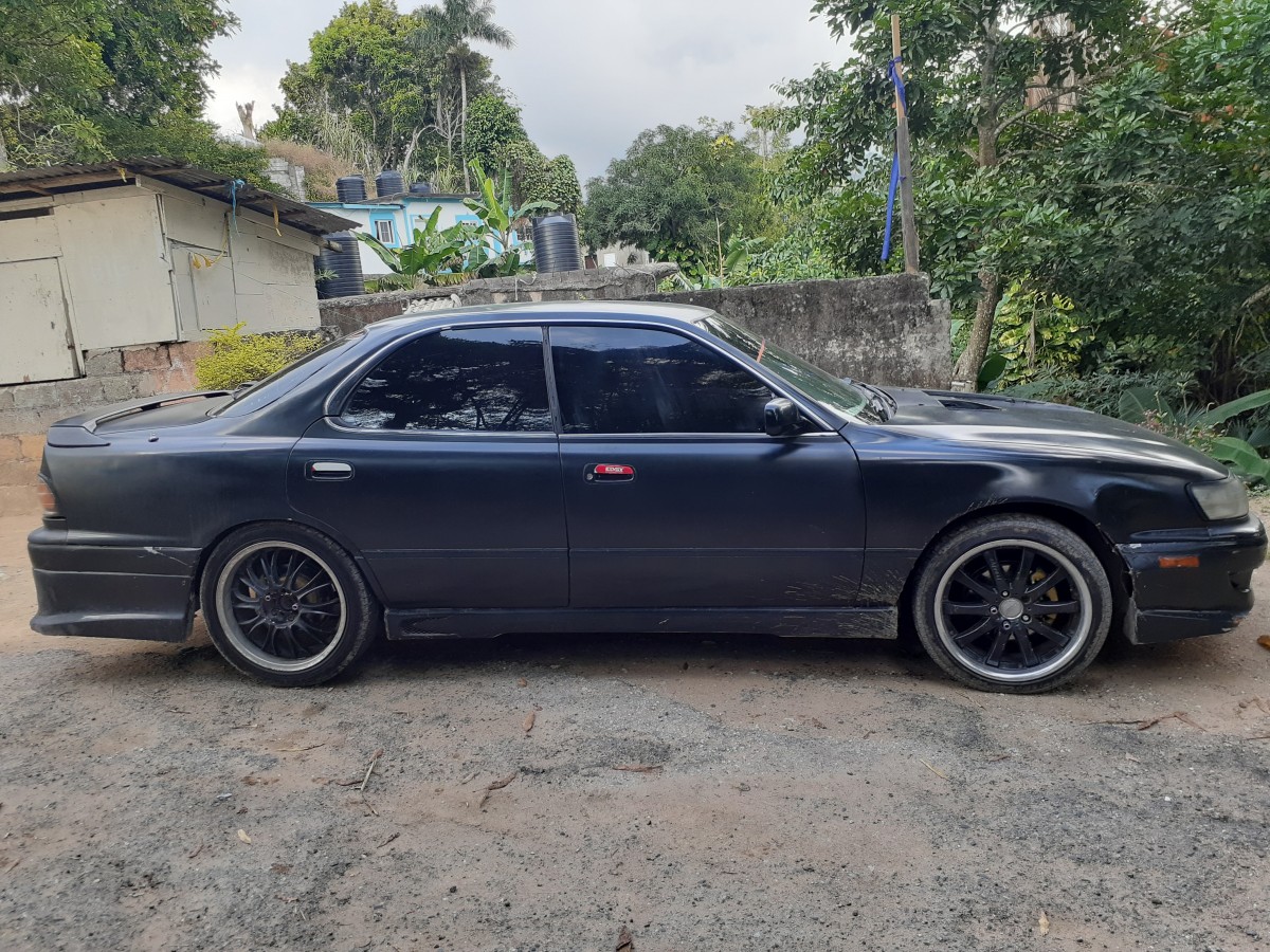 Toyota camry cv30 1992