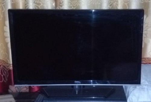 24 Inch Tcl Non Smart Tv For Sale