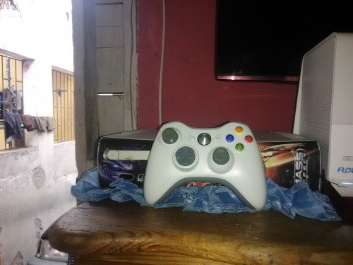 Xbox 360 With One Control
